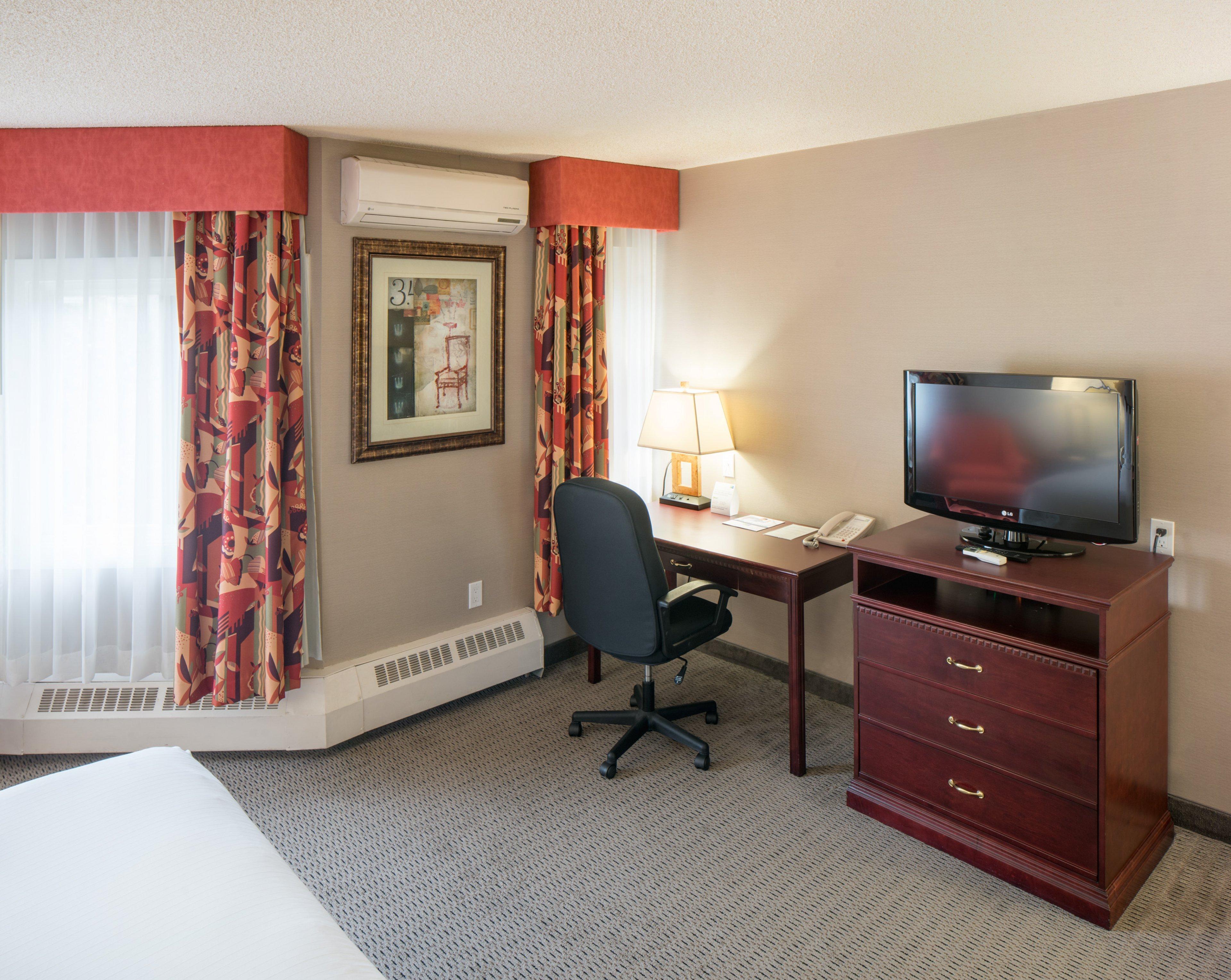Holiday Inn Express Red Deer By Ihg Exterior foto